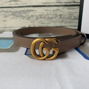Leather belts with GG buckle